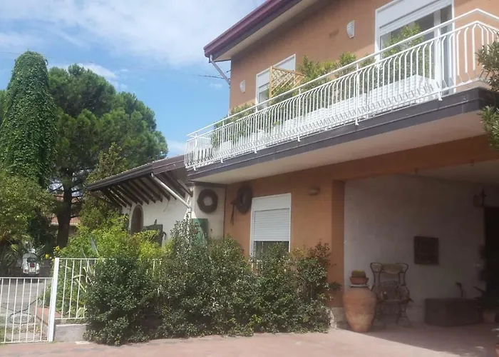La Finestra Sull\'Etna